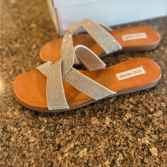 Steve Madden Silver Sparkle Sandals NIB Size 10 - Picture 2 of 9